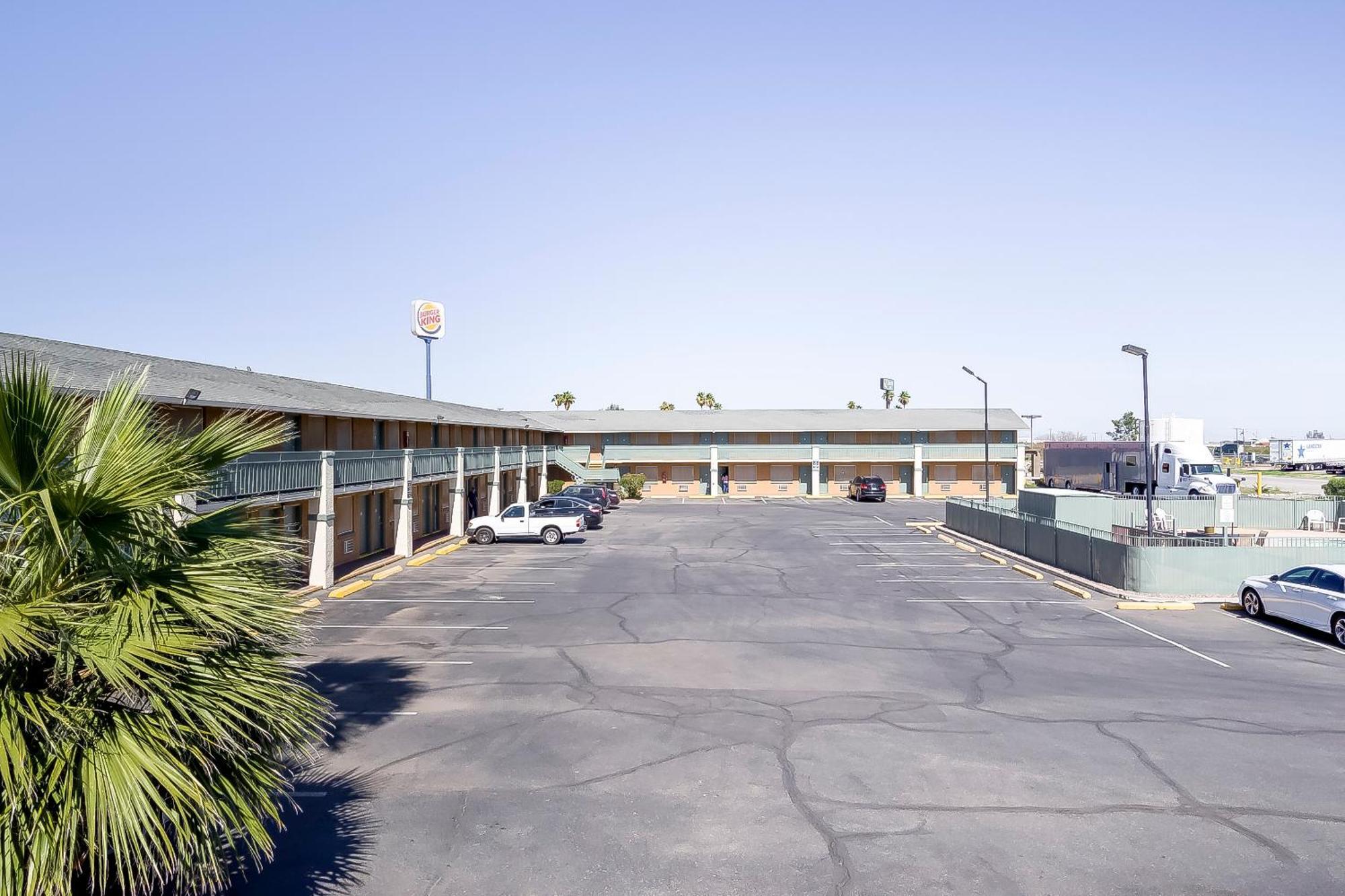 Oyo Hotel Eloy Casa Grande Near I-10 Eksteriør billede